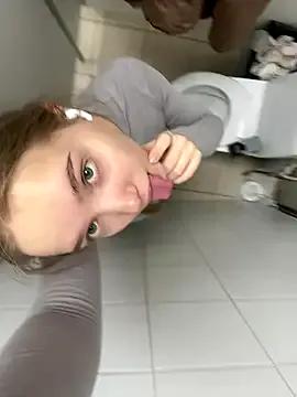 StripChat bambi_lu is Freechat bambi_lu — lick camera